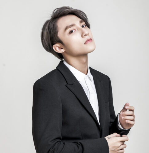 Sơn Tùng M-TP - Nam ca sĩ điển trai của showbiz Việt