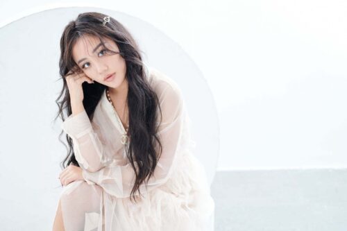 Văn Mai Hương - nữ ca sĩ thực lực của làng nhạc Việt