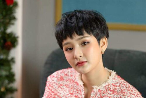 Cô nàng có 1 giọng hát rất đặc biệt