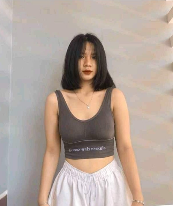 Nữ hot girl Khánh Trâm 2k4